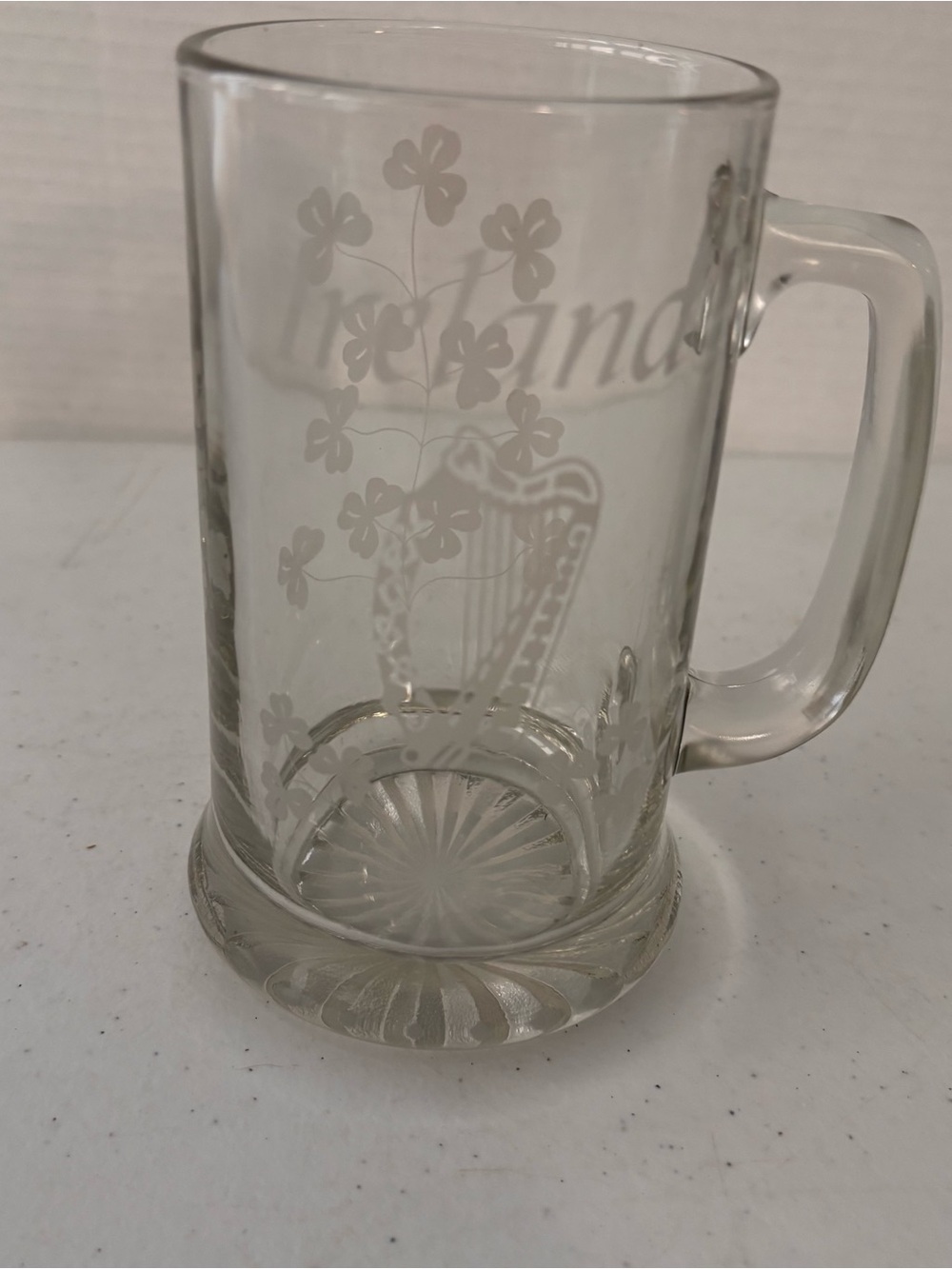 Etched Shamrock & Harp Glass Beer Stein - Clear